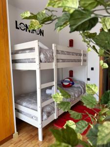 Seahomes Vacations - Charming House with Private Pool