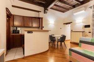 GuestHost - Comfy Flat near Ospedale Policlinico
