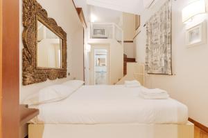 GuestHost - Comfy Flat near Ospedale Policlinico