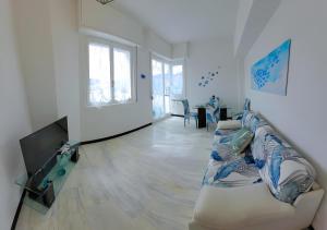 Lindas Pet Friendly Beach House