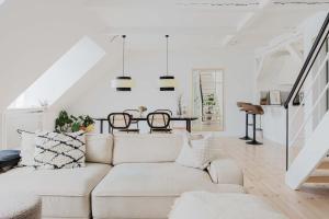 Luxury Penthouse Duplex with Water View