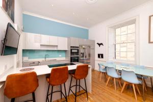 Luxury Family Flat in Edinburgh New Town