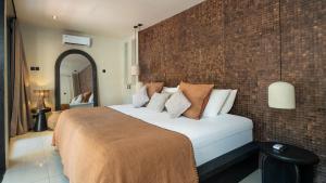 Villa Dreamora by Villa Finder