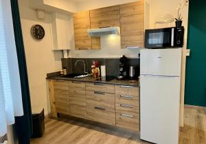 Le Vitoria- Calais Ville - gare - ferry - eurotunnel