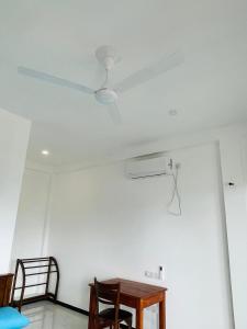 Dondra OceanLight Villa