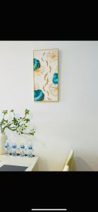 Comfortable 2-bedroom apartment near the airport