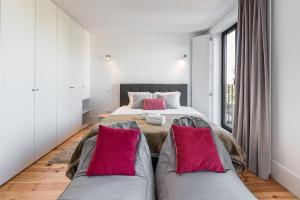 GuestReady - One Step Closer