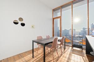 Triplex apartment with terraces and sea view