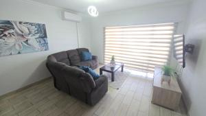 Beachfront 3-Bedroom Apartment with Huge Balcony & Panoramic Sea Views - Amanzimtoti