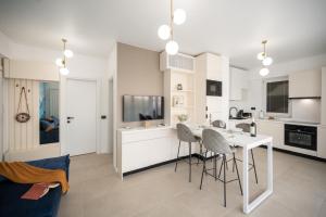 Alezzi Odyssey Pool & Spa Resort