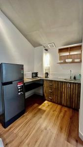 Lim Concept - Lim Parrot