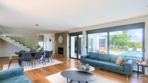 Luxury villa Hedone with pool in Rakalj