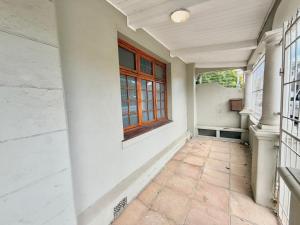 3 Bedroom Vintage Home