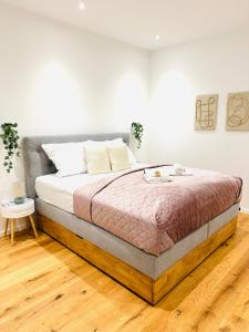 NIRO I Exklusive Residenz - Historischer Ballsaal - Deluxe, Infrarotkabine, Pac-Man, Parkplatz, TV