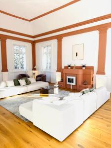 NIRO I Exklusive Residenz - Historischer Ballsaal - Deluxe, Infrarotkabine, Pac-Man, Parkplatz, TV