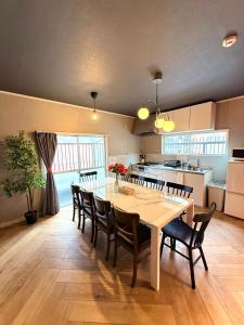 Sanacion Namba 難波千日前の5LDK120平米 駅徒歩2分 広々バルコニーでバーベキューも可能