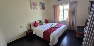 Hotel KCR Grand