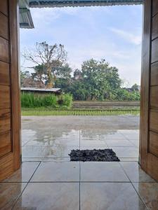 Omah Sawah Guest House