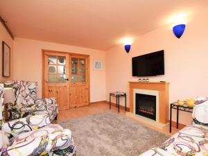 2 Bed in Godshill oc-ic129