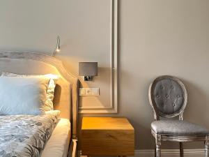 Premium Apartment for 6 guests city center with 2 bedrooms and living room