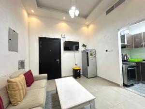 Entire Studio Apartment Beside Oasis towers