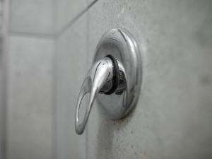 Lyronne Guest house, Shuttle and Tours