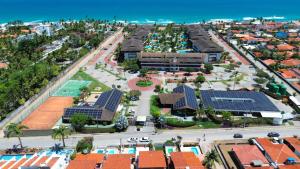 Apartamento 2 quartos - Resort Cupe Beach Living - Melhor Resort Beira Mar de Porto de Galinhas com 22 piscinas e área de lazer completa - Fica a apenas 3km do centro de Porto