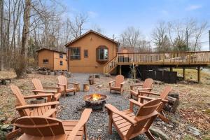 Pocodobe Private Pool Retreat in Poconos