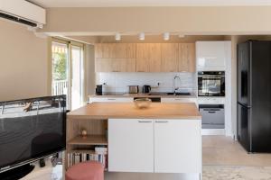 Magnifique appartement vue mer piscine