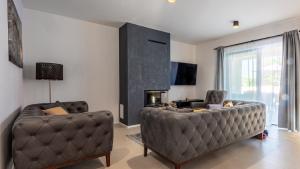 Family villa Alves with pool and grill in Porec