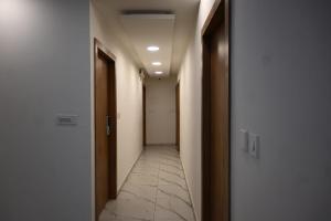 HOTEL RV PARK Inn MOGAPPAIR