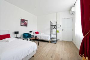 Villa Napoléon - Apparthôtels au coeur dAutun - Contact Hôtels