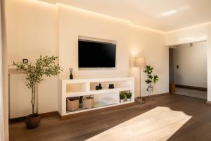 Mia Homes - Athens Riviera at Voula Center