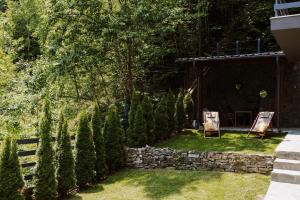 Forest Villa Apartments - Mountain View