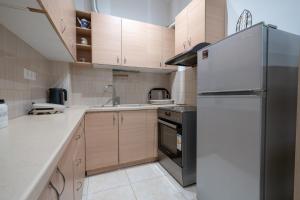 City Base for 2 - Kolonos near Metro by ΜΡS