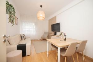 Queluz Design by Hosty