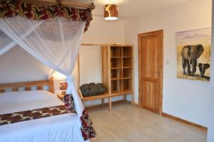 Origins Africa Retreat