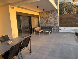 Sea View Sunrise Luxury Apartment