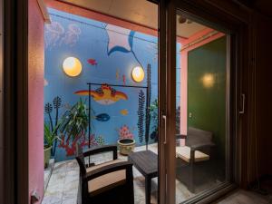 Roppongi sta 3min , Akasaka Sta, 3min,Family & Group Stay,WiFi, Switch,King bed