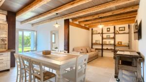 Rustic villa Krug with panorama view in Buje