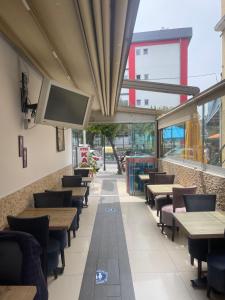 Karya Hotel