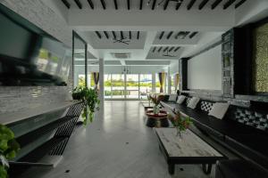 The Garden Escape Villa, Private Tropical Hideaway