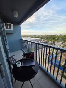 Two Regis Bacolod Cozy 1BR Condo with Balcony