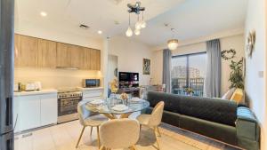 1BR Dubai Hills Executive Residence Stylish Stay