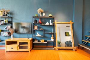 LUNEHOME- Heart of HCMC & Saigon Center view-2BR 2bath