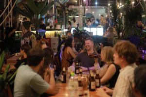 SECRET GARDEN Hostel - WANDERNEST Cat Ba