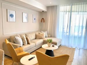 Shoreline Luxe Suite