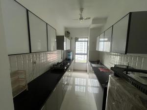 A quiet and cozy getaway in Thane!