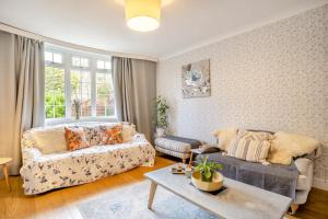 4 Bed in Bishopston oc-t34163