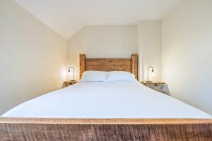 3 Bedroom Home - Sleeps 6 - Free Parking - York